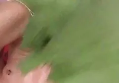 Gorąca mama darmowe filmy puszyste Esmeralda Rose
